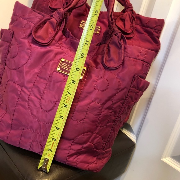MARC JACOBS Workwear Pink Embroidered Logo Quilted Tote Bag w. Side Pockets - Picture 5 of 13